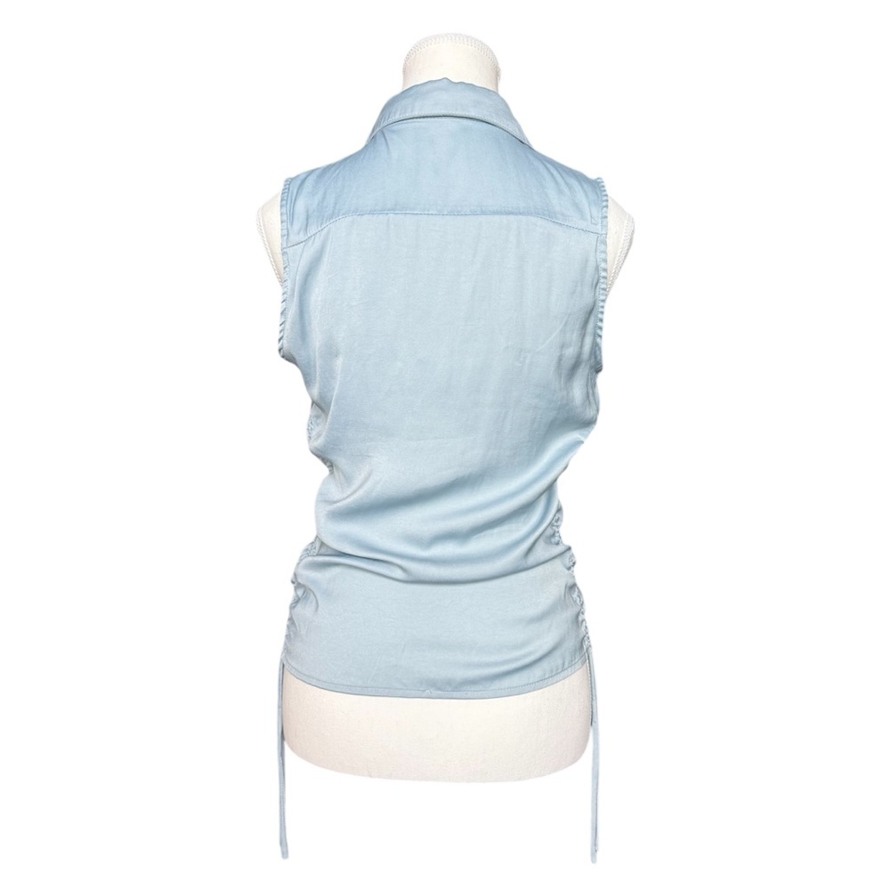 Fashion Nova Light Blue Sleeveless Button-Up Top - Picture 5 of 12